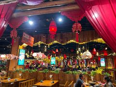 -老滇山寨•云南特色菜•地方菜•民族风情歌舞表演(金碧店)