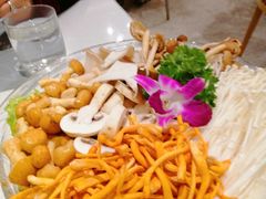 -八珍玉食鸡煲·打边炉(印象城店)