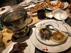 -雍和会海鲜姿造自助(湖东路店)