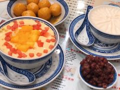 -广信牛奶甜品世家(台东店)