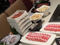 -海底捞火锅鲜切牛肉主题店(长寿路店)