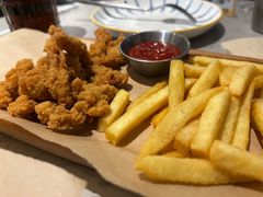 -必胜客(欢乐颂店)