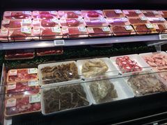-中百仓储超市有限公司(越秀星汇维港店)