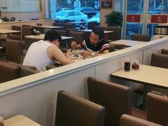 大堂-李先生牛肉面大王(东营友谊广场店)