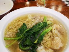 鲜虾云吞面-澳门陈光记烧味饭店(南京德基广场店)