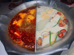鸳鸯锅-九鼎轩火锅大排挡