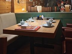 -Lia Cafe Bar Restaurant松山咖啡屋
