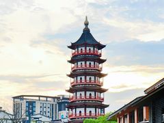 -绳金塔