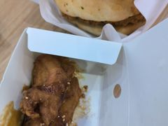 -必胜客(威高广场店)