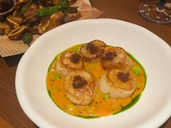 香煎鲜贝配南瓜泥-Bistro Les Lilas丁香花小酒馆