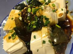 皮蛋豆腐-东北酱大骨