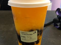 -喜茶(上海打浦桥日月光gelato lab+店)