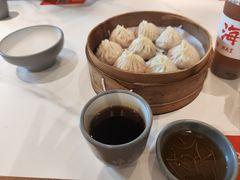 -馋三尺蟹粉小笼(人民广场店)