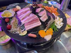 -豚豚家돈돈가韩国锅盖烤肉(新北万达店)