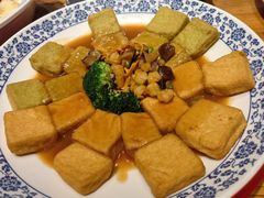 -花溪雨·森林餐厅(石基店)