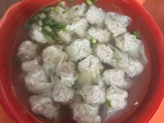 -张阿三馄饨店