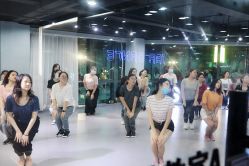 -STAR舞蹈工作室