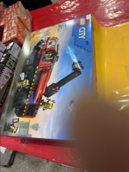 -逝水玩具折扣店