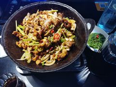 香辣牛蛙-西街夜油条·麻团包乌饭