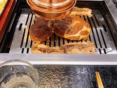 -臻牛烤肉