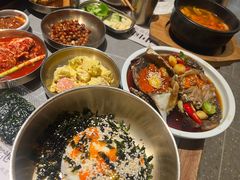 -草家酱蟹炭火烤肉店(珲春南路一店)