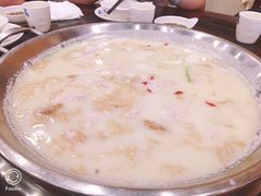 -老来福·非遗酸汤兔(凯旋路店)