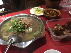 -谢老五跷脚牛肉·非遗传承店