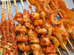 -卞二小串·鹤岗烧烤·坑烤(永定路店)