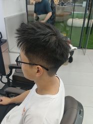 -尤司男士国潮理发馆