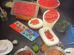 -海上明月海鲜火锅 鲜切牛肉