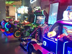 -世代星球·保龄球·镭战真人CS·团建(杨浦店)