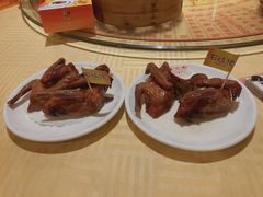 招牌烤乳鸽-石岐佬中山菜馆(张溪店)
