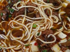 牛肉面-正宗牛骨粉(铁路八村东区店)