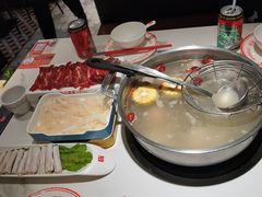 -八合里牛肉火锅(上海世茂广场店)