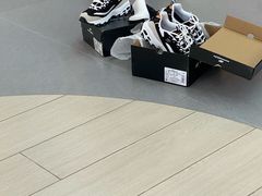 -SKECHERS 斯凯奇(上海国际时尚中心店)