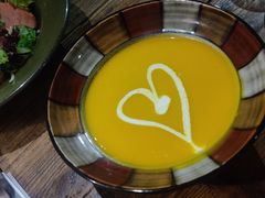 -SISTERS BAR RESTAURANT川意酒馆(嘉善老市H楼店)