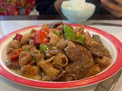 -锅哥东北铁锅炖(幸福店)