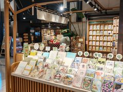 -猫的天空之城概念书店(苏州诚品店)
