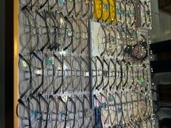 -三叶眼镜城批发市场(上海火车站店)