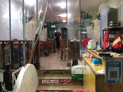 大堂-谭记老字号跳跳蛙·香辣蟹.专注二十年(滨江店)