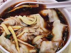 红汤辣馄饨-王興記(中山路店)