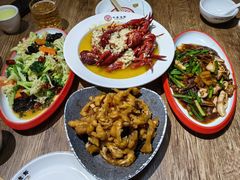 -叶派龙虾•招牌香辣蟹·海鲜(中海国际店)