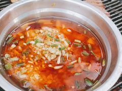 -小辣椒火盆烧烤(温泉南街店)