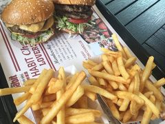 -The Habit Burger Grill 哈比特汉堡(爱琴海店)