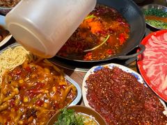-萍姐火锅·公路夜市(武汉首店)