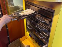 -八一路好吃街(雨田商务大厦店)