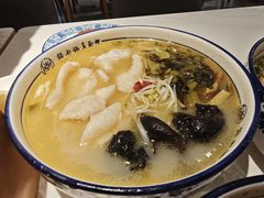 -镇南锅盖面馆(解放路店)