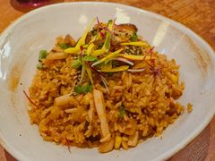 黑松露牛肉鹅肝炒饭-一沙一城·岩烤牛扒(深圳首店)