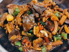 -湖南人家湘菜馆(镇江路店)