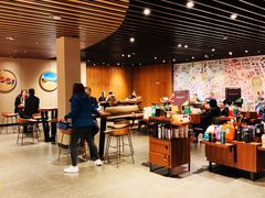 大堂-星巴克臻选(北京凤凰汇店)